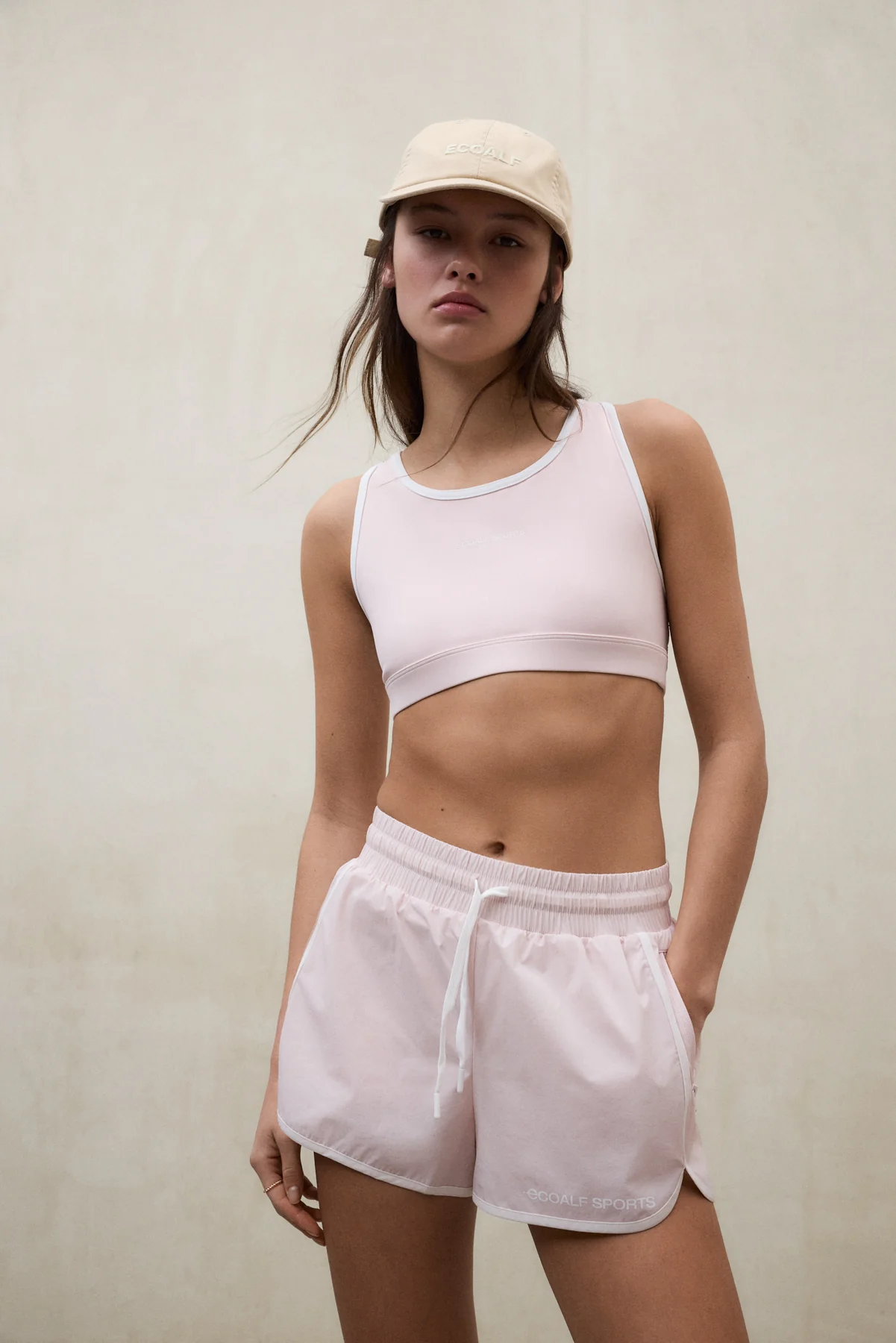 Tops y camisetas deportivas de mujer